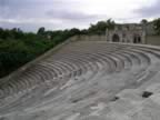 Altos-de-Chavon-Amphitheatre-2.jpg (50kb)