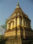 Wat-Chet-Yot-tower.jpg (87kb)